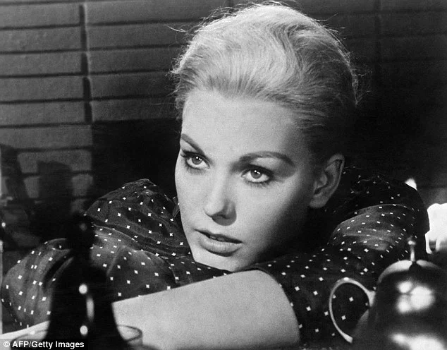 Kim Novak.webp