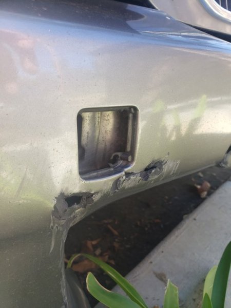 bmw3.jpg