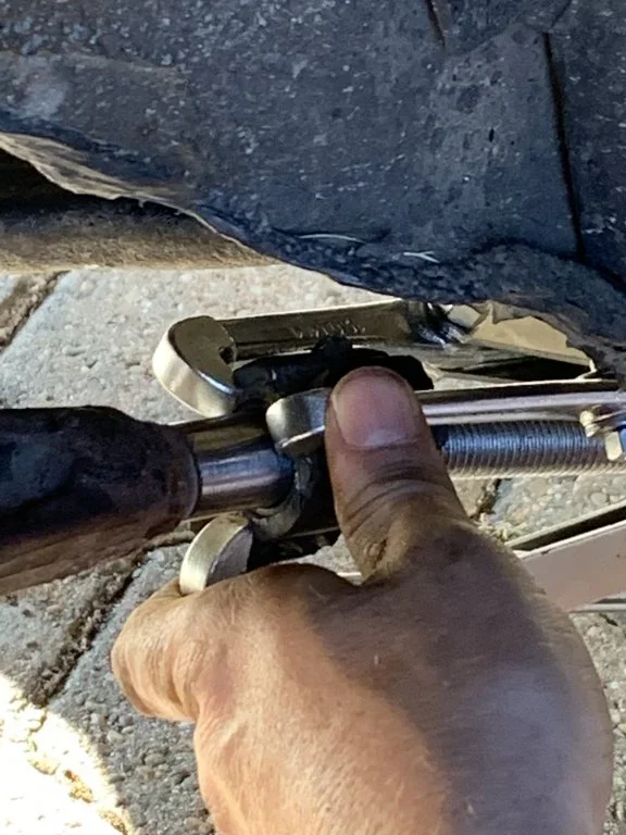 Bearing puller removing bush.webp