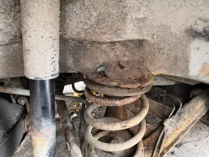 rusted_spring_mount.webp