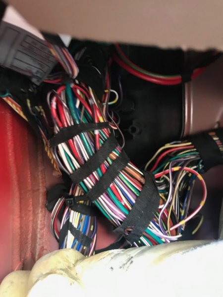 BMW Z3 - N-S Footwell Wiring Loom - 4.jpg