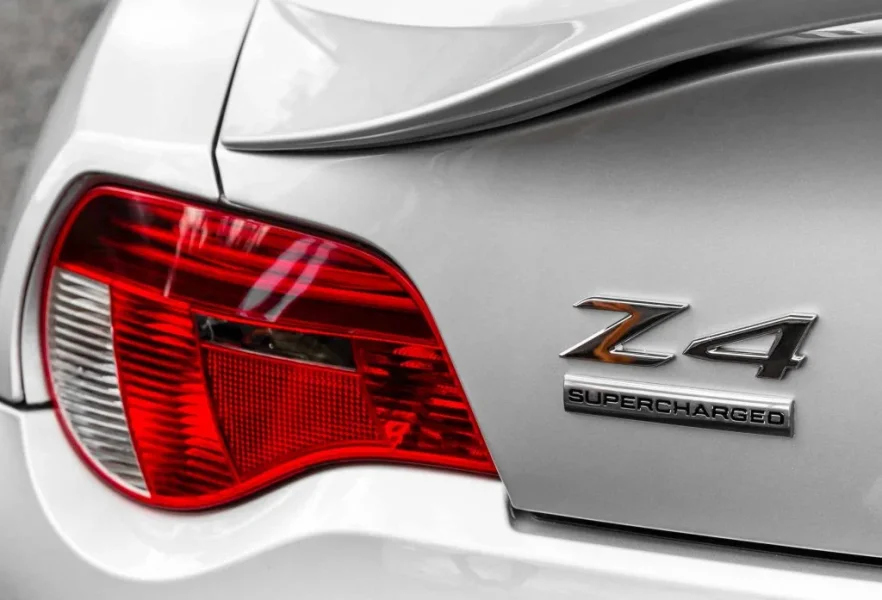 Z Meet SM2015-17-2.webp