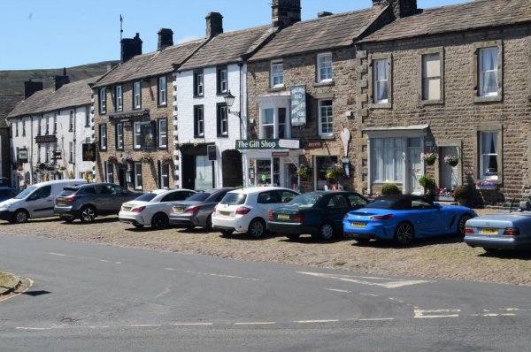 Reeth shops.JPG