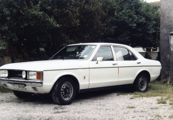 First Car Ford Granada  (2).jpg