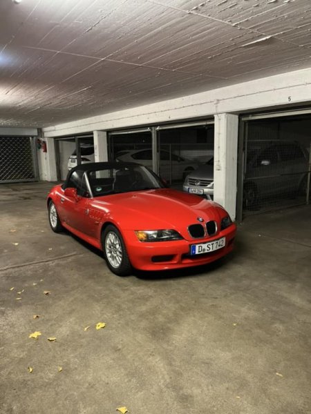 bmwz3.jpg