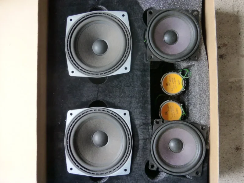 2013-01-01 00.00.00-5z3m speakers 777.webp