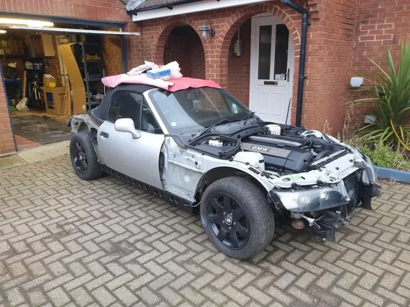 2000-bmw-z3-67ed2f25086f4.webp