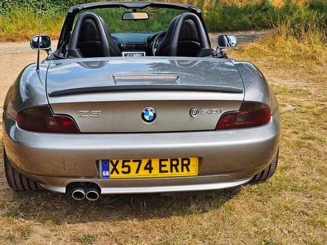 2000-bmw-z3-67ed2f2504909.webp