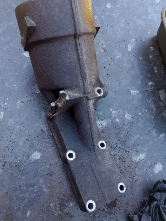 Broken Bolt Hole Casting 1.webp