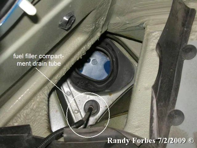 Z3 Fuel Filler Drain.webp Z3 Fuel Filler Drain.webp