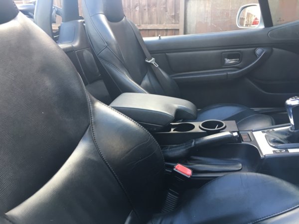 E46 Armrest Bmw Z1 Z4 Z8 Z3 Forum And Technical Database Zroadster Org